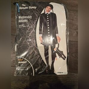 XSOLDX. WEDNESDAY ADAMS WOMEN'S SIZE SMALL COSTUME DRESS AND DOLL INCLUDED NO